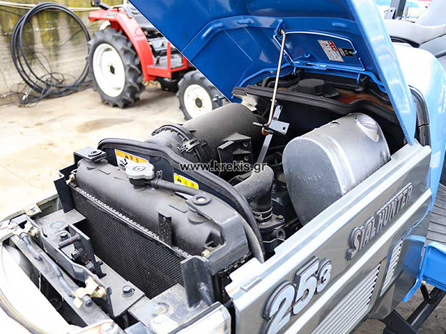 Τρακτέρ με φρέζα ISEKI SIAL HUNTER 253