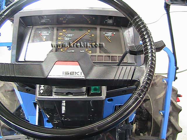 Τιμόνι & καντράν του ISEKI TA 227