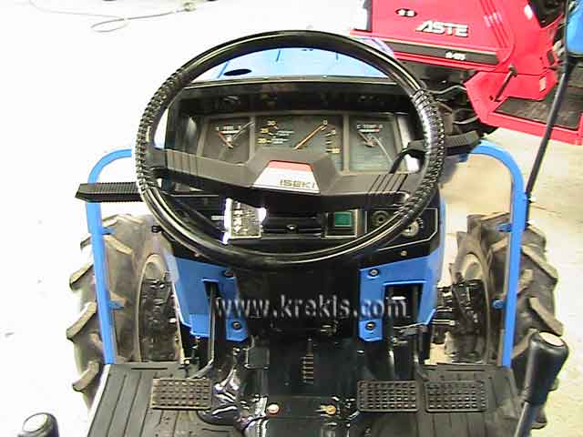 Τιμόνι καντράν πετάλια του ISEKI TA 267F