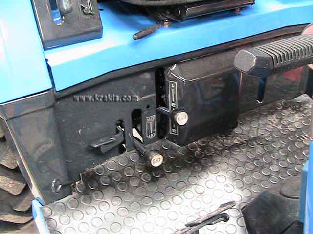 Λεβιέδες 4WD & PTO του ISEKI TU 225F