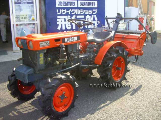 Τρακτέρ με φρέζα KUBOTA B6000