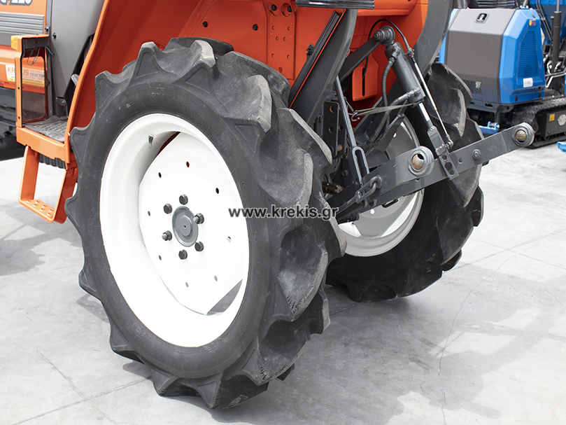 Τρακτέρ KUBOTA GL 220