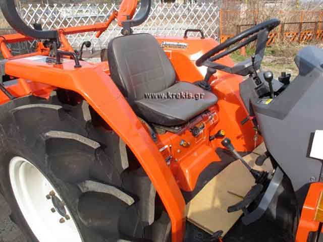Οπίσθιο ελαστικό του KUBOTA GL 320