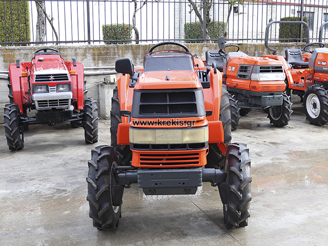KUBOTA GT5