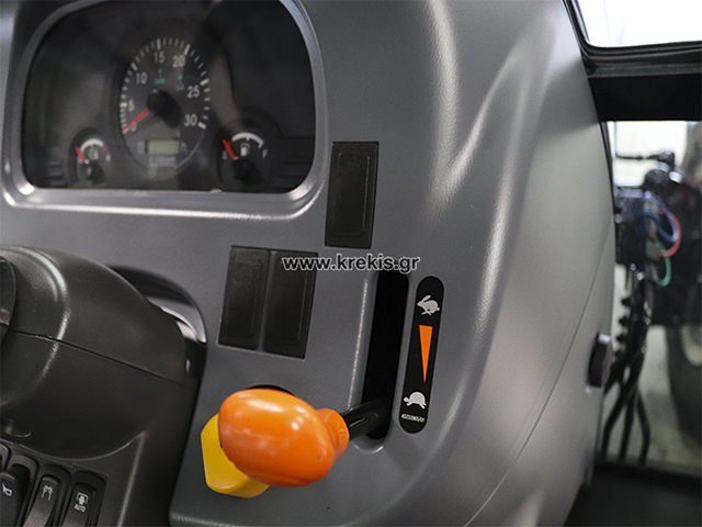 Τρακτέρ LS R65 CAB