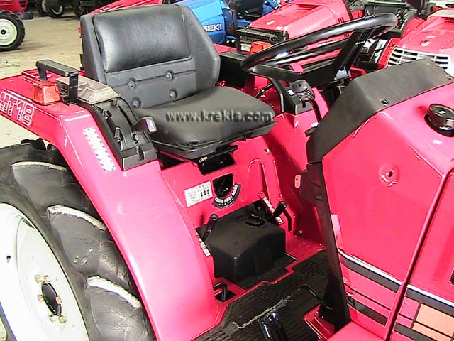 Μοχλοί PTO & Ανύψωσης φρέζας του Mitsubishi MT18D