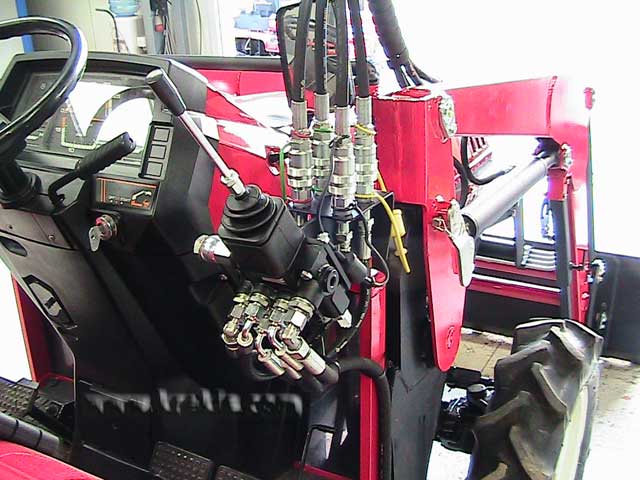 Χειριστήριο υδραυλικού κουβά του Mitsubishi MT26D