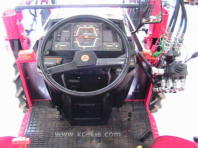 Πετάλια Τιμόνι του Mitsubishi MT26D