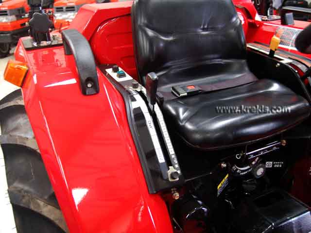 Λεβιές ανύψωσης του Mitsubishi MTR300