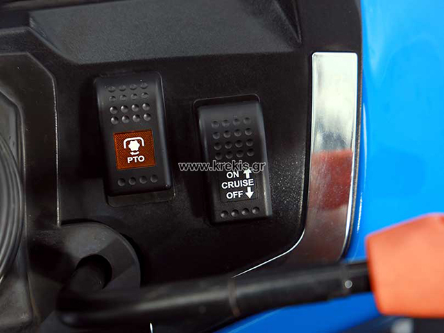 SOLIS H26 HST με υδραυλικό τιμόνι - Synchro Shuttle